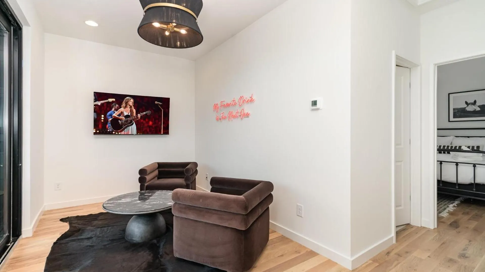 Round-Up - Private Deck/Hot Tub - 7 Mins Broadway Villa Nashville Holiday home