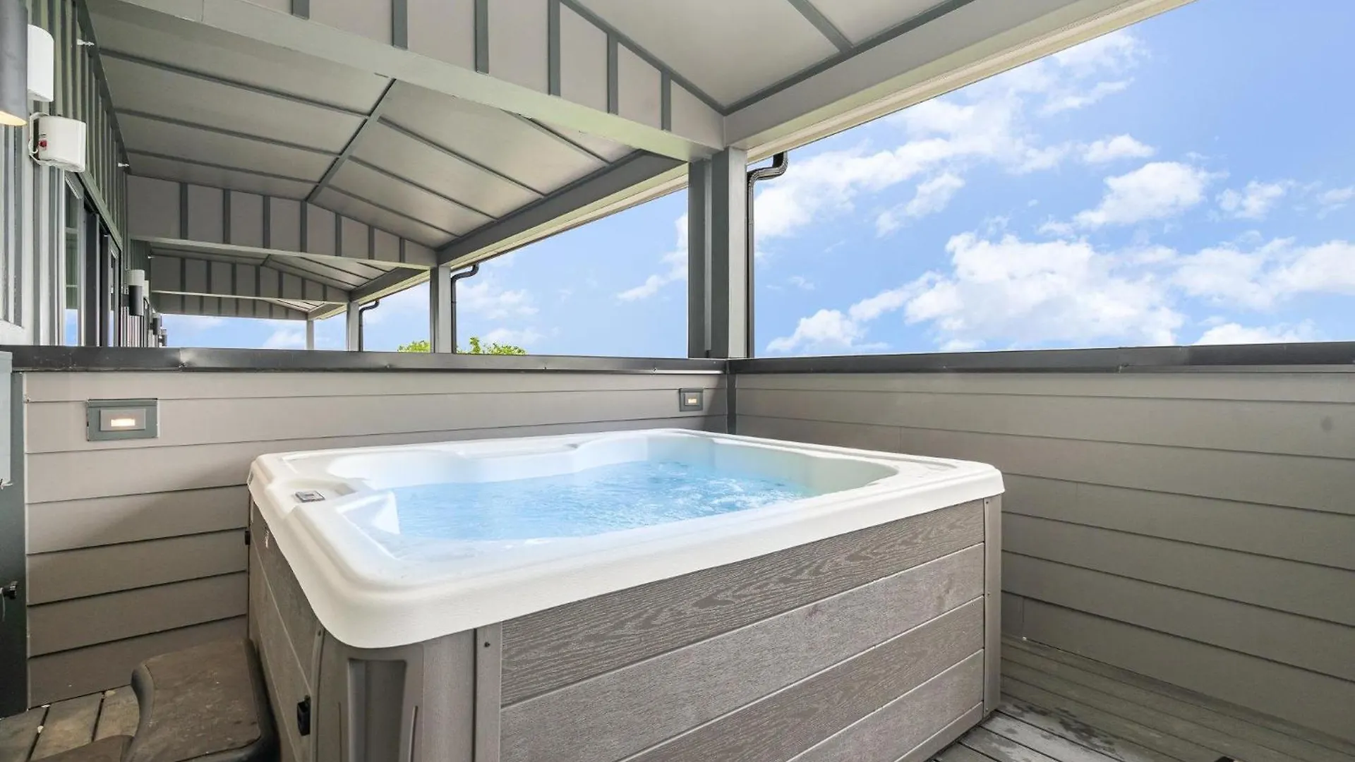 Holiday home Round-Up - Private Deck/Hot Tub - 7 Mins Broadway Villa Nashville United States